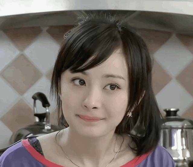 看看发育的小馒头